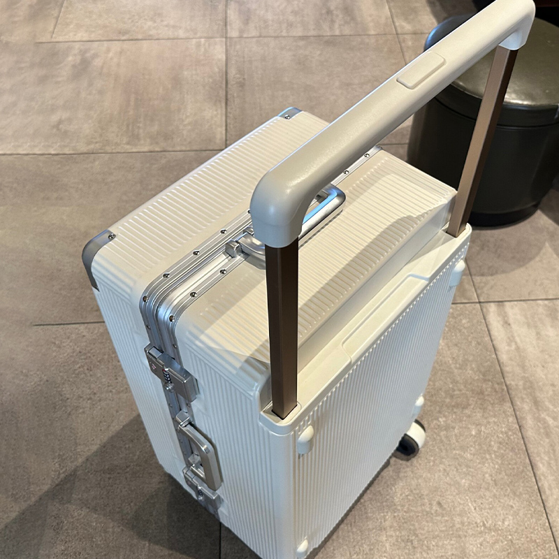 Новый 28-дюймовый чемодан с ши – обзор и цена Spinner Wheel Rolling Suitcase 20 Inch