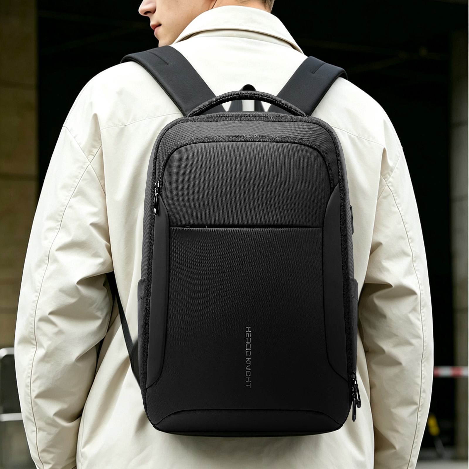 Рюкзак для ноутбука HK 17,3 дю – обзор и цена Backpacks